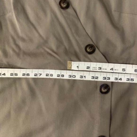 618 Button Accent Dress - Picture 3 of 4